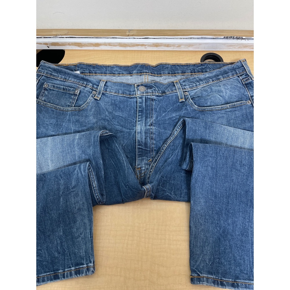 Levis 502 Regular Taper Jeans Mens 44x30 Medium Wash Blue Denim 59684-0004